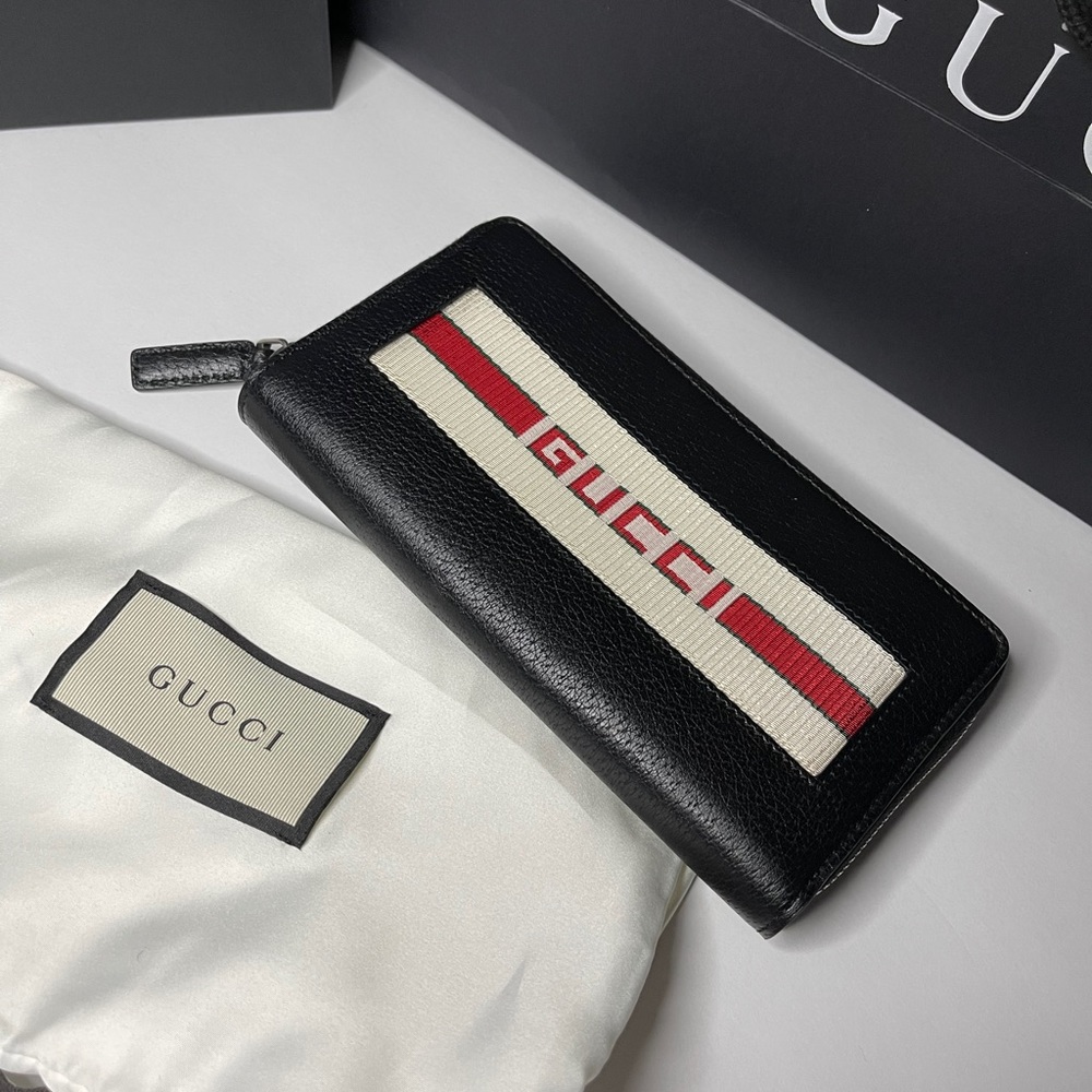 Gucci Logo stripe-jacquard leather wallet
